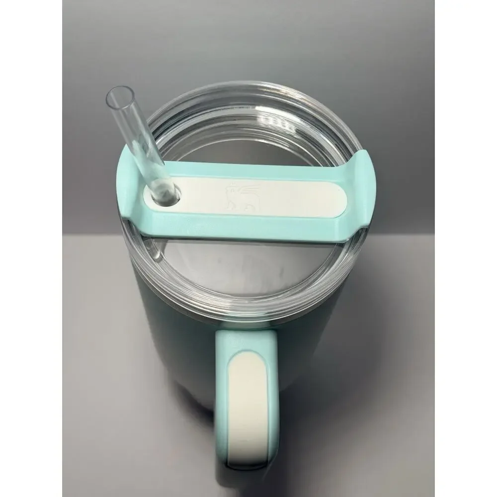 Stanley X Starbucks Hong Kong LIGHT BLUE AQUAMARINE GRADIENT 40oz Tumbler BNWT - Picture 2 of 6